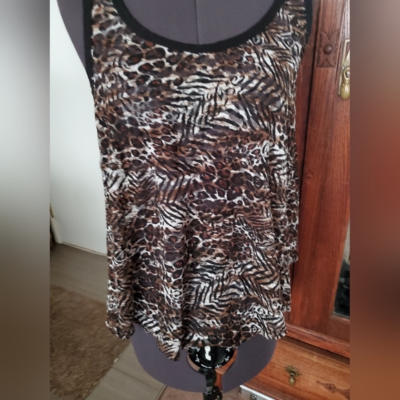 5 Summer Sleeveless Shirts Bundle Size Small - Picture 10 of 11